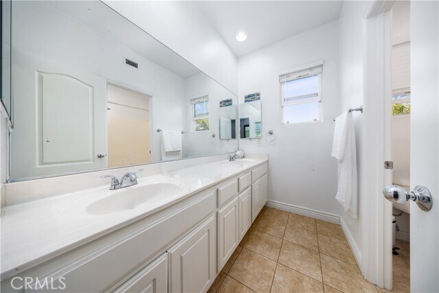 Building Photo - 5457 Martingale Way