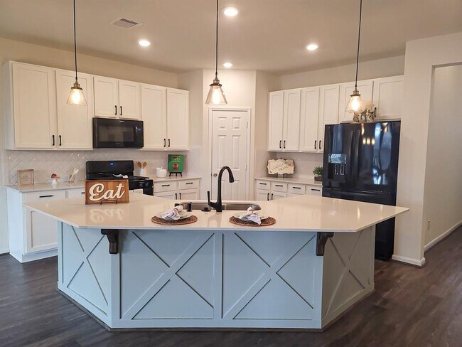 Building Photo - 1702 Claire Creek Ct