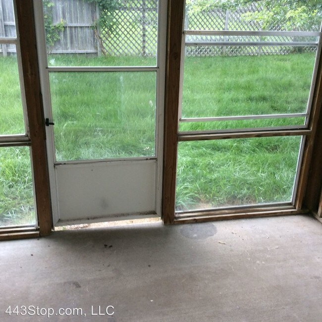 Building Photo - 3 br, 2 bath House - 5000 Shalimar Court