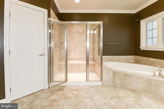 Building Photo - 24951 Avonlea Dr