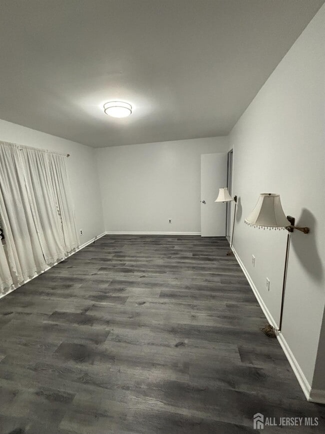 Building Photo - 21 Teaberry Dr