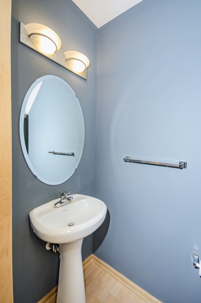 Building Photo - 6221 30th Ave NW