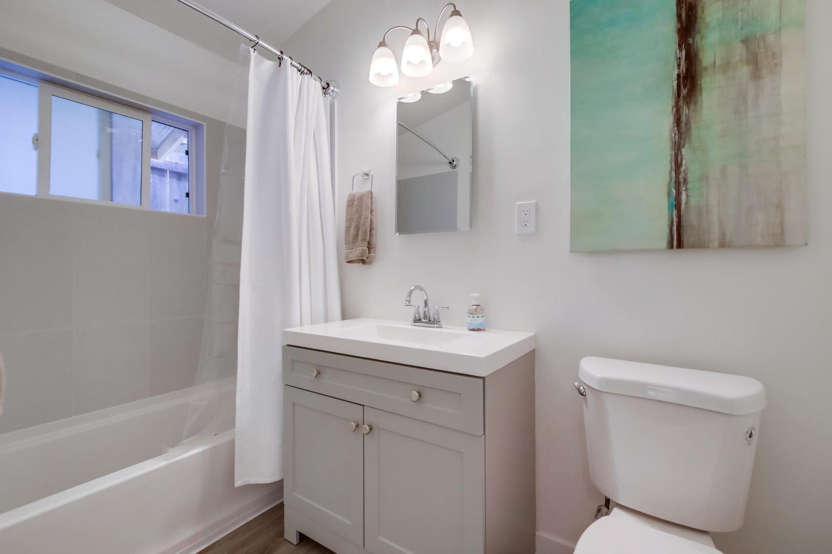 Building Photo - 4114 Fond du Lac Ave