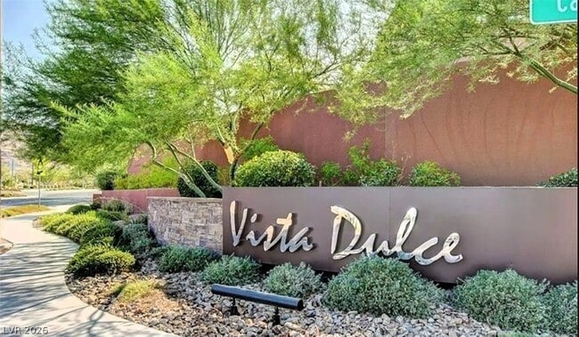 Building Photo - 5707 Garriga Dr
