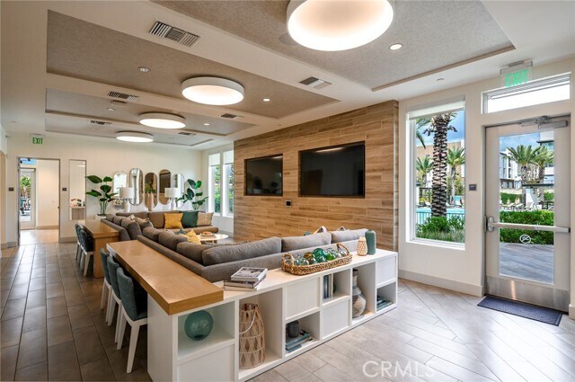 Building Photo - 9560 Hammock Pl