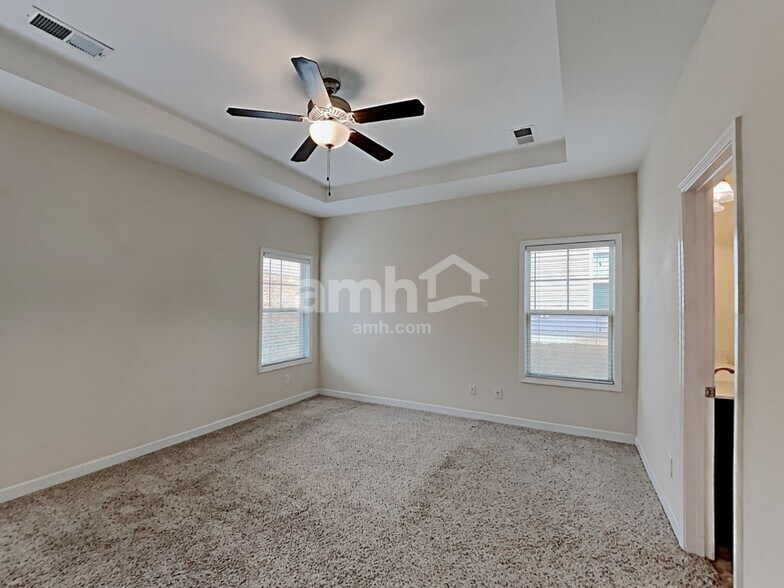 Building Photo - 232 Lanier Pl