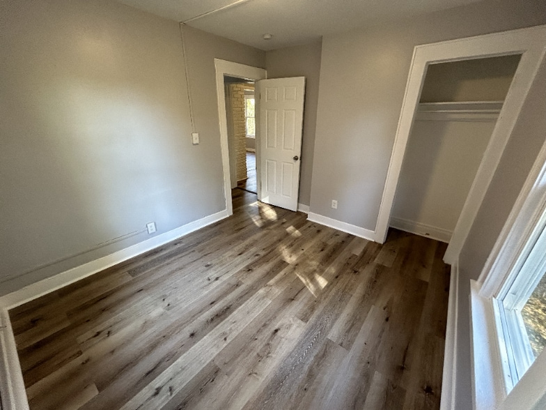 Building Photo - 133 Temple Pl