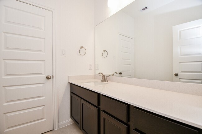 Building Photo - 7711 Pale Petunia Trl