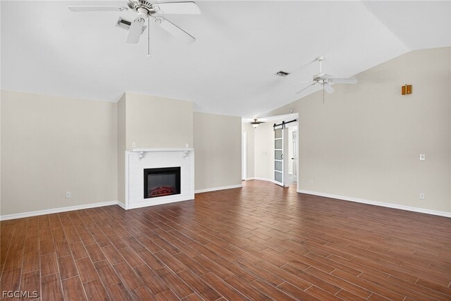 Building Photo - 5727 Rose Garden Rd