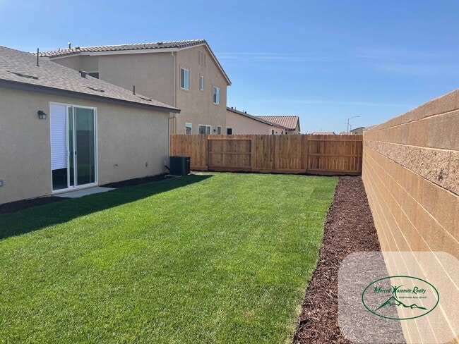 Building Photo - 4461 Andrea Dr