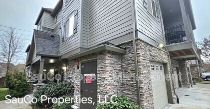 Building Photo - 8078 NE Miriam Way