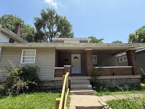 Building Photo - 423 Eastern Ave