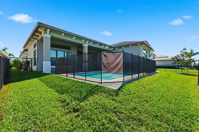 Building Photo - 9971 Migration Pt