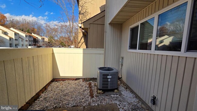 Building Photo - 15277 Lodge Terrace