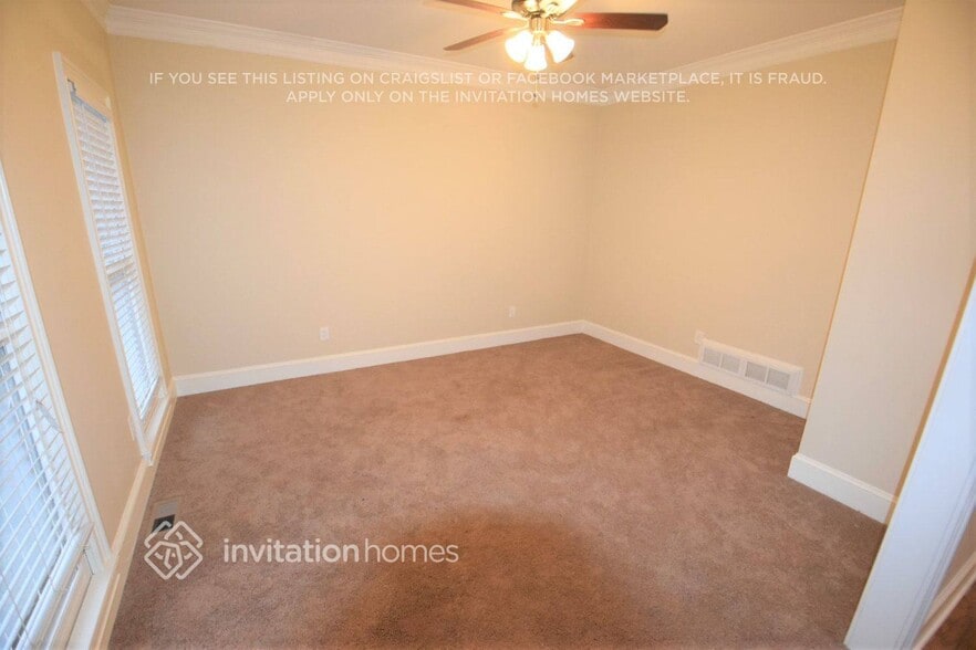 Building Photo - 4360 Riverlake Way