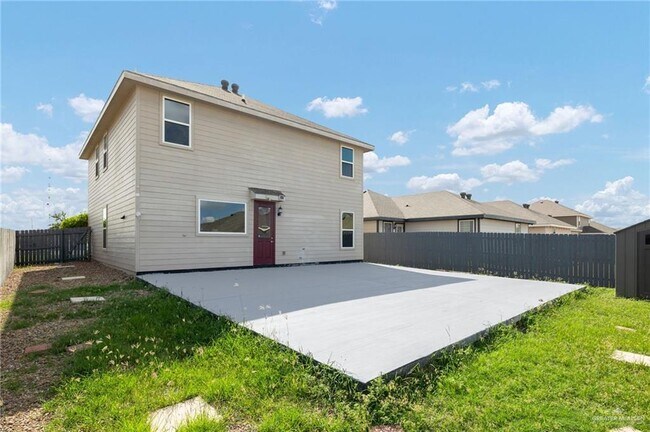 Building Photo - 2306 N 26th St