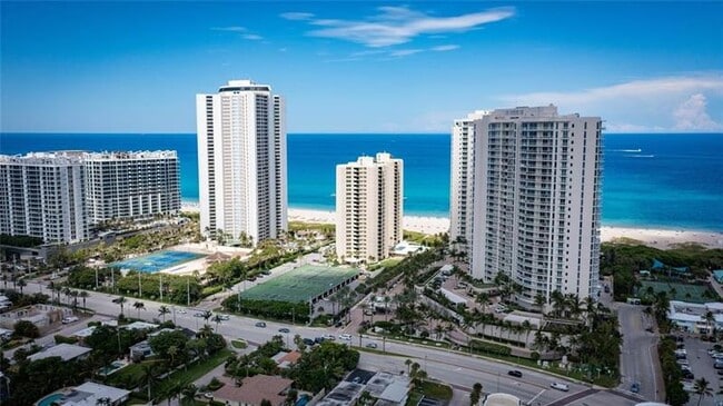 Building Photo - 2800 N Ocean Dr
