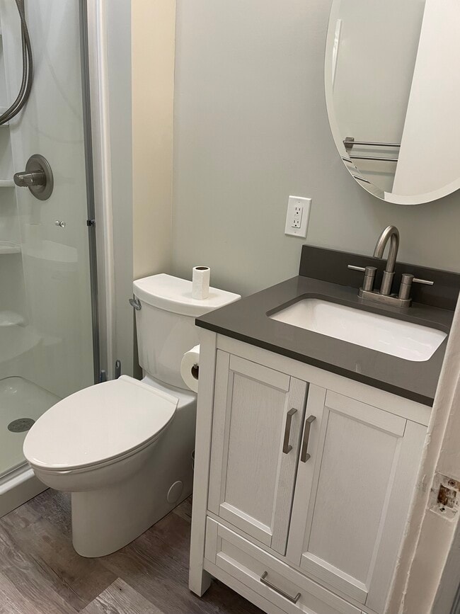 Building Photo - 1307 Idlewood Ave