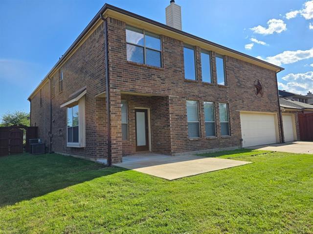 Building Photo - 778 Fall River Dr