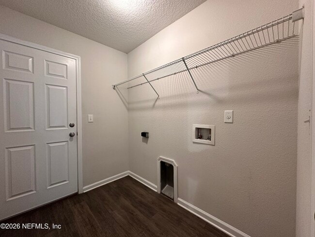 Building Photo - 3460 Belfort Rd