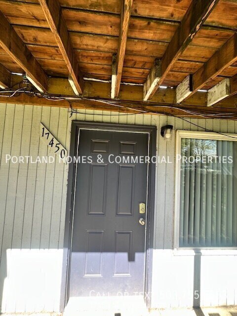 Building Photo - 17450 SE Powell Blvd