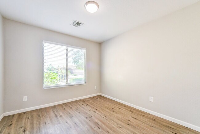 Building Photo - 2781 W Mira Dr