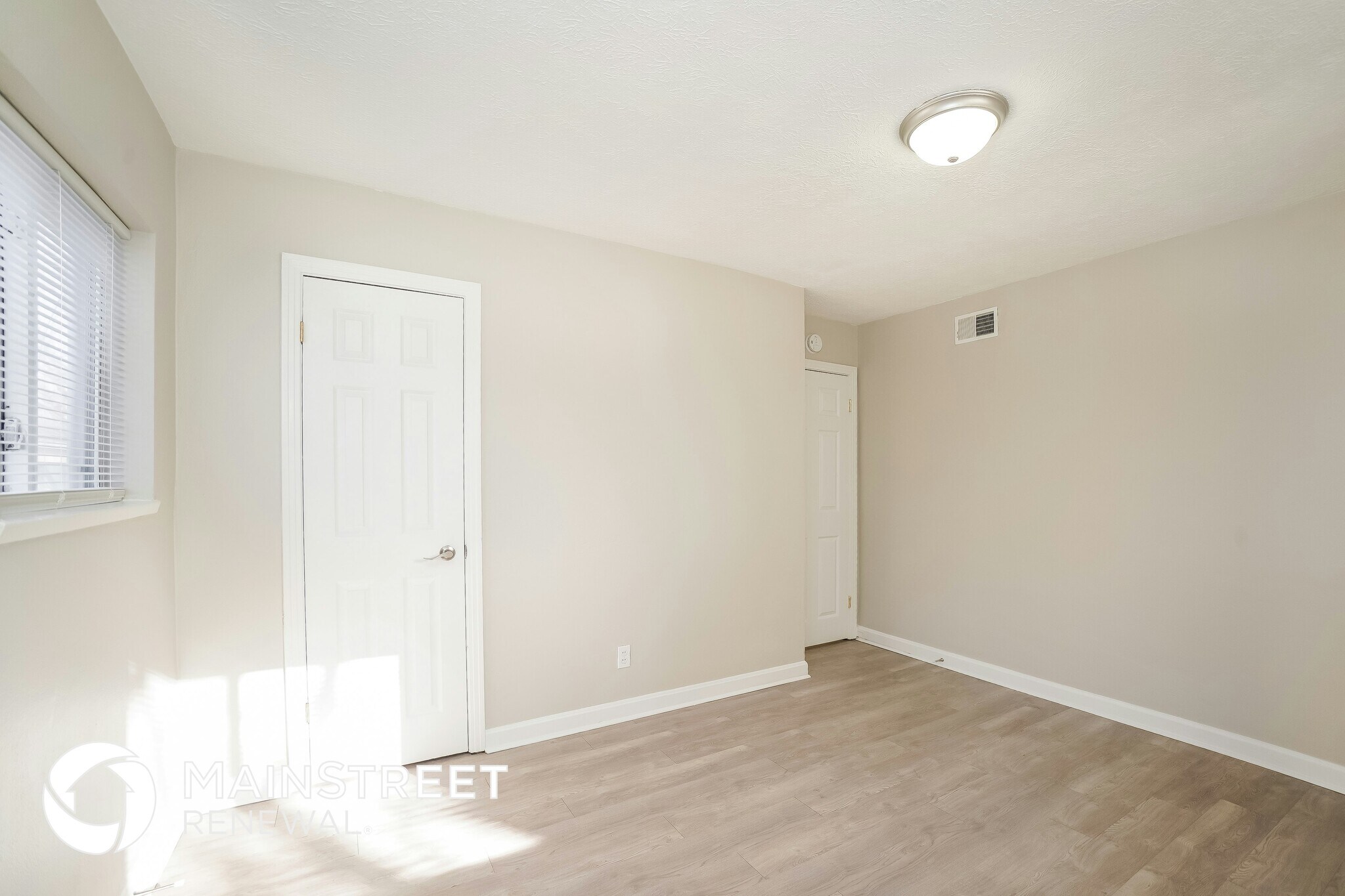 Building Photo - 4723 Granada Dr