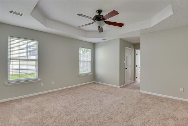 Building Photo - 1021 Mansford Ln