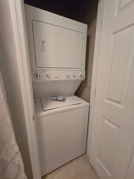 Building Photo - 1120 15th St