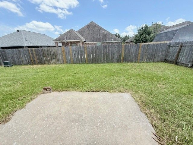 Building Photo - 914 Whitewing Ln