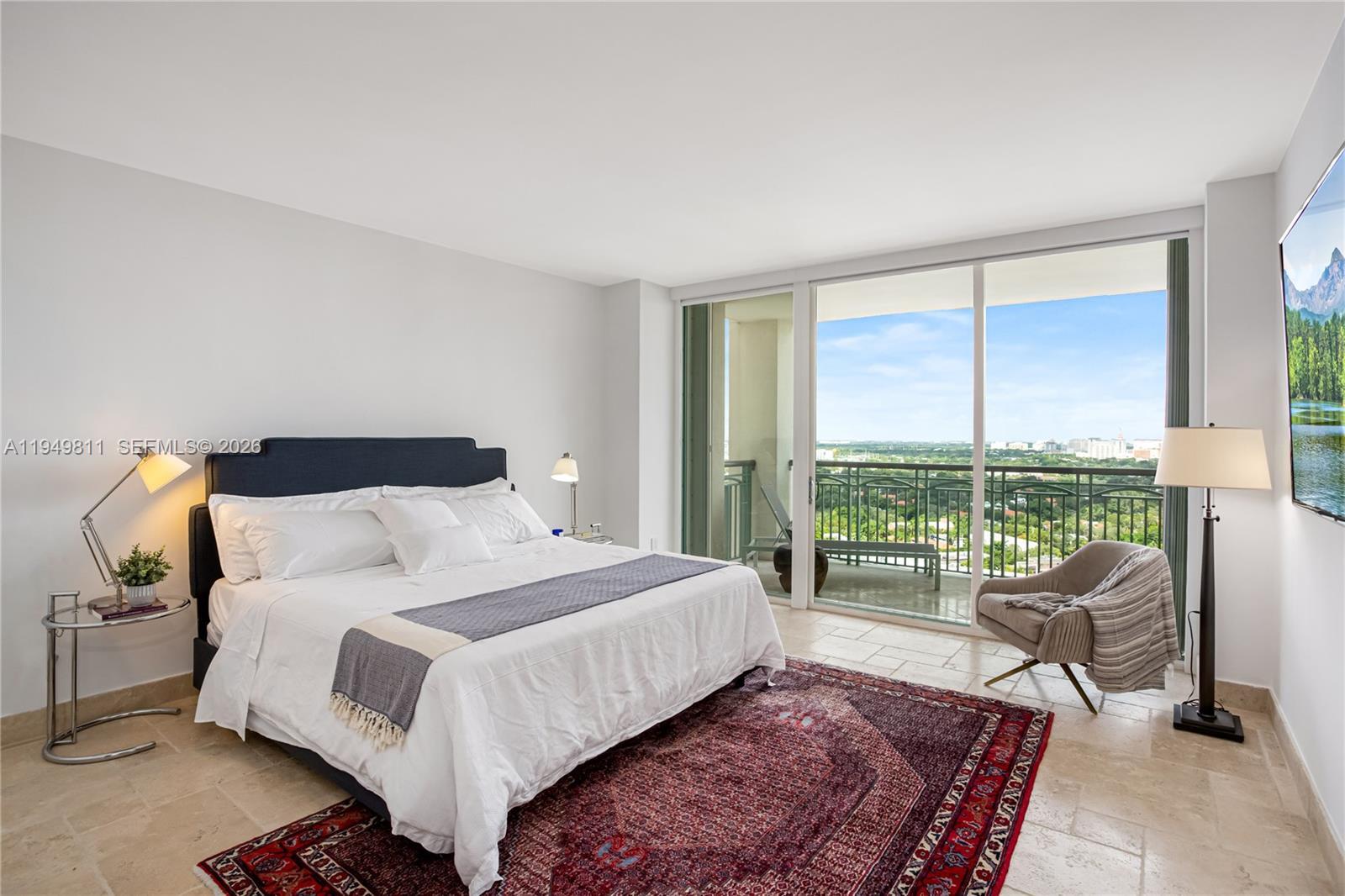 Building Photo - 3400 SW 27th Ave