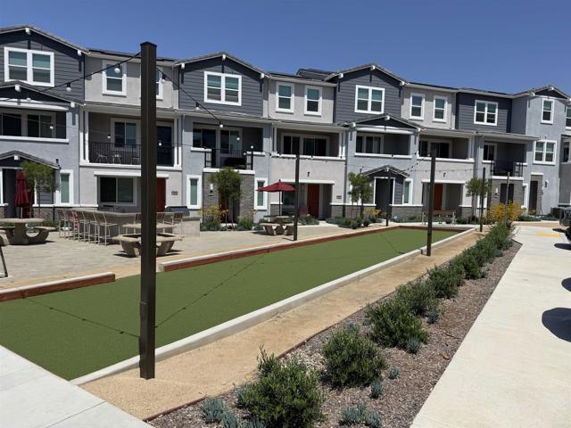 Building Photo - 2206 Saltbush Dr