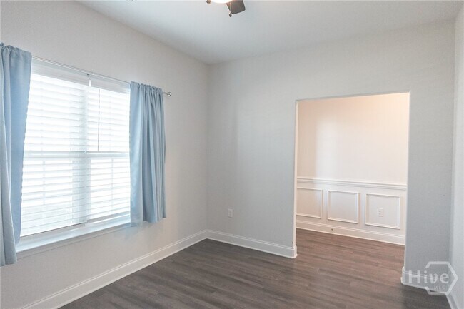 Building Photo - 347 Coconut Dr