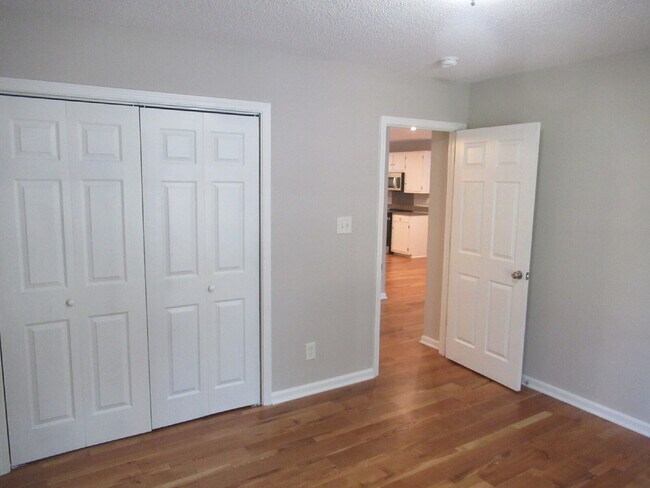Building Photo - Renovated 2-Bedroom Duplex for Rent Just North of Lincolnton!