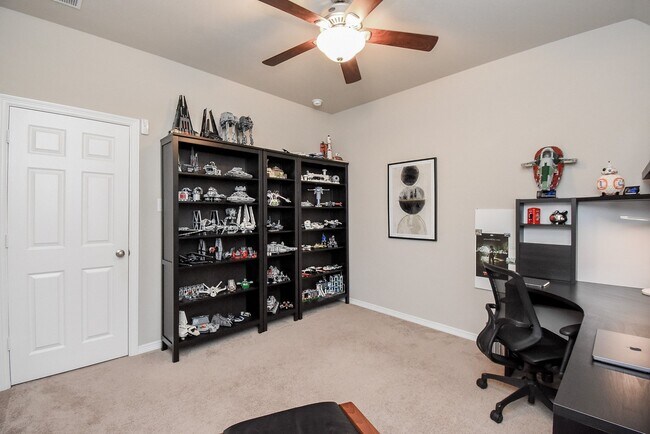 Building Photo - 22126 Grand Mist Dr
