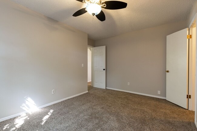 Building Photo - Charming Eastmoor Home: Perfect for Your New Adventure!