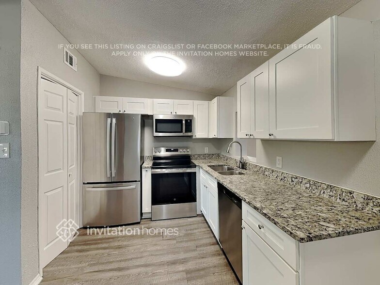 Building Photo - 11678 104th St