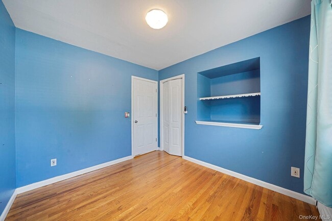Building Photo - 309 Sunrise Dr