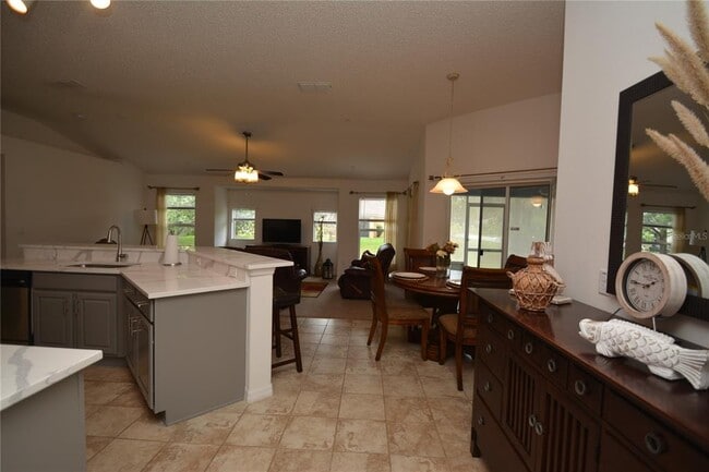 Building Photo - 192 Pine Grove Dr