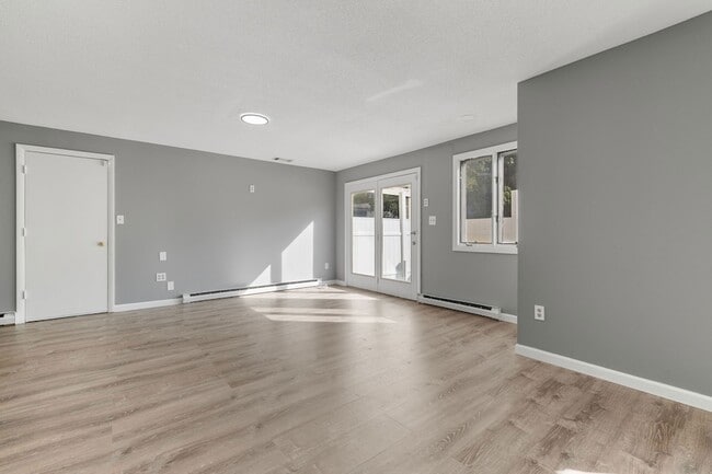 Building Photo - 8 Burma Rd