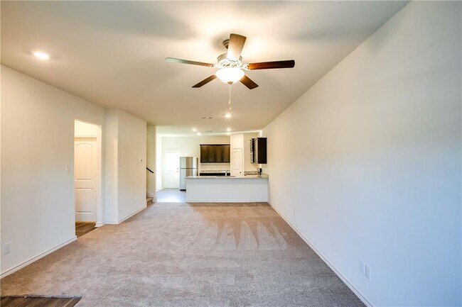 Building Photo - 19024 Quiet Range Dr