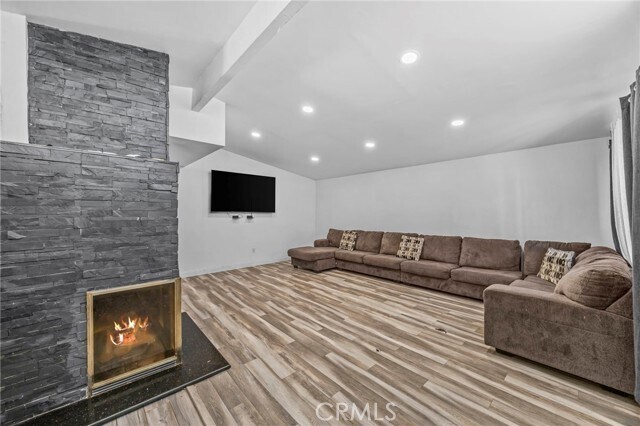 Building Photo - 9417 Mango Ave