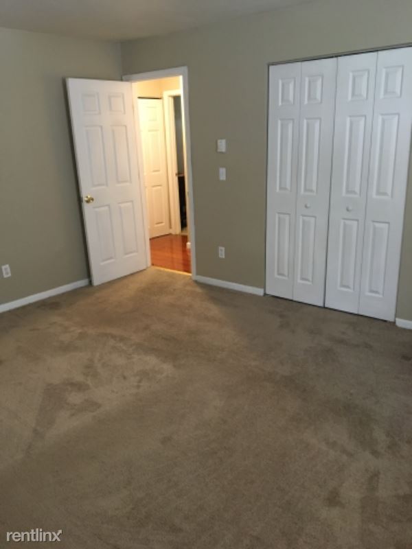 Building Photo - 2 br, 1 bath Condo - 73 D Briarwood La