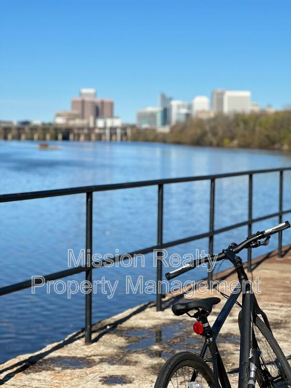 Building Photo - 5300 Wingfield St