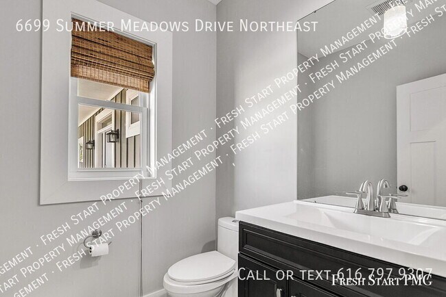 Building Photo - 6699 Summer Meadows Dr NE