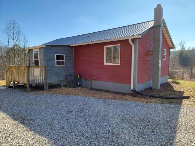 Building Photo - 1051 Catoosa Rd