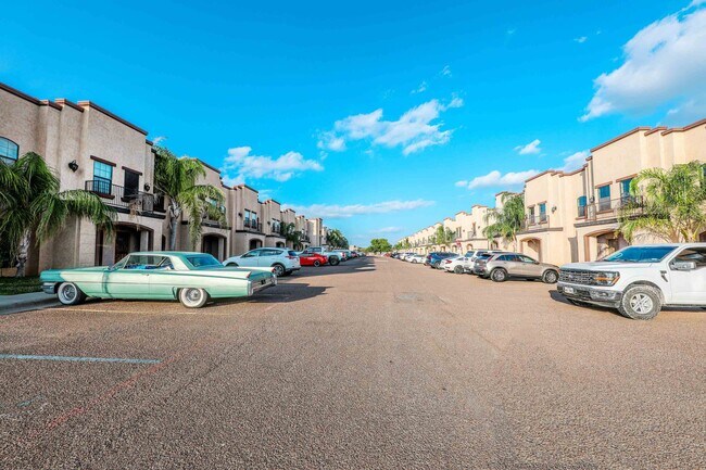 Building Photo - 8216 Casa Verde Rd