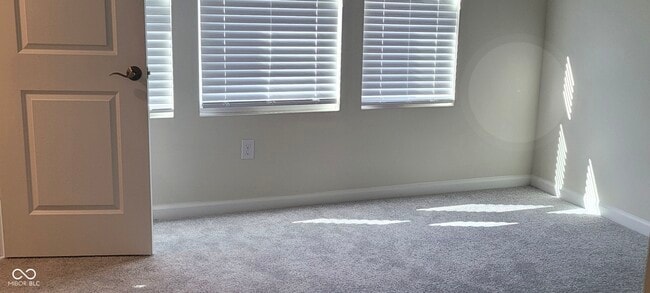 Building Photo - 3283 Haflinger Dr