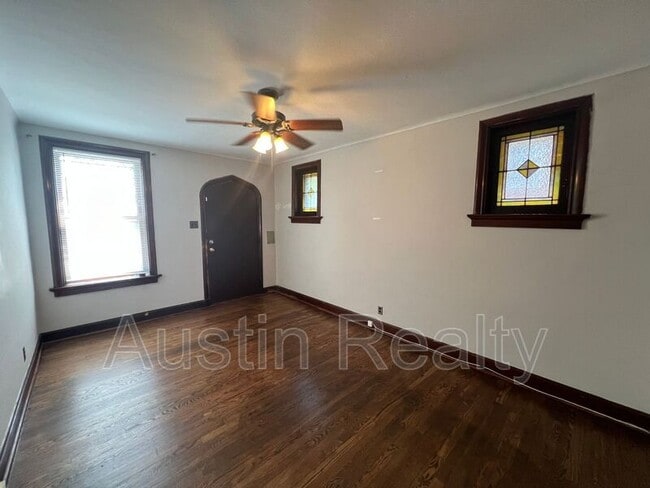 Building Photo - 4057 Potomac St