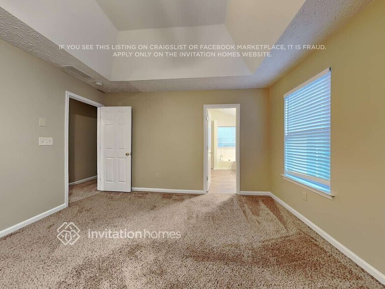 Building Photo - 1346 Dalesford Dr